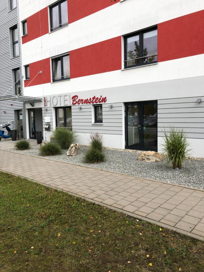 Stadthotel Bernstein Ratisbona Esterno foto